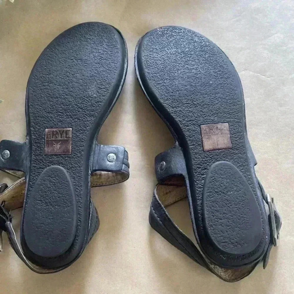 Frye Alessia Traptuno T Strap Sandals Size 6 - Picture 6 of 6